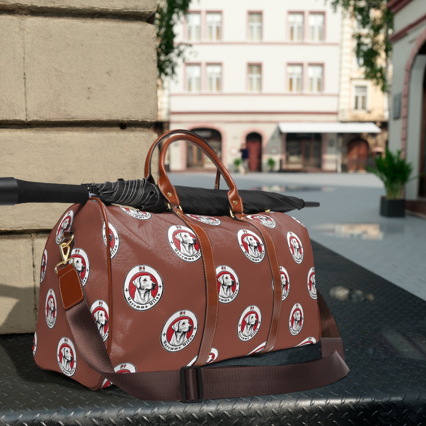Waterproof Travel Bag with Dog Design – Perfect for Pet Lovers and Adventurers